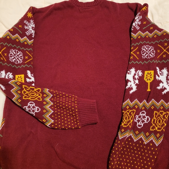 Game of Thrones pullover sweater - Picture 2 of 4